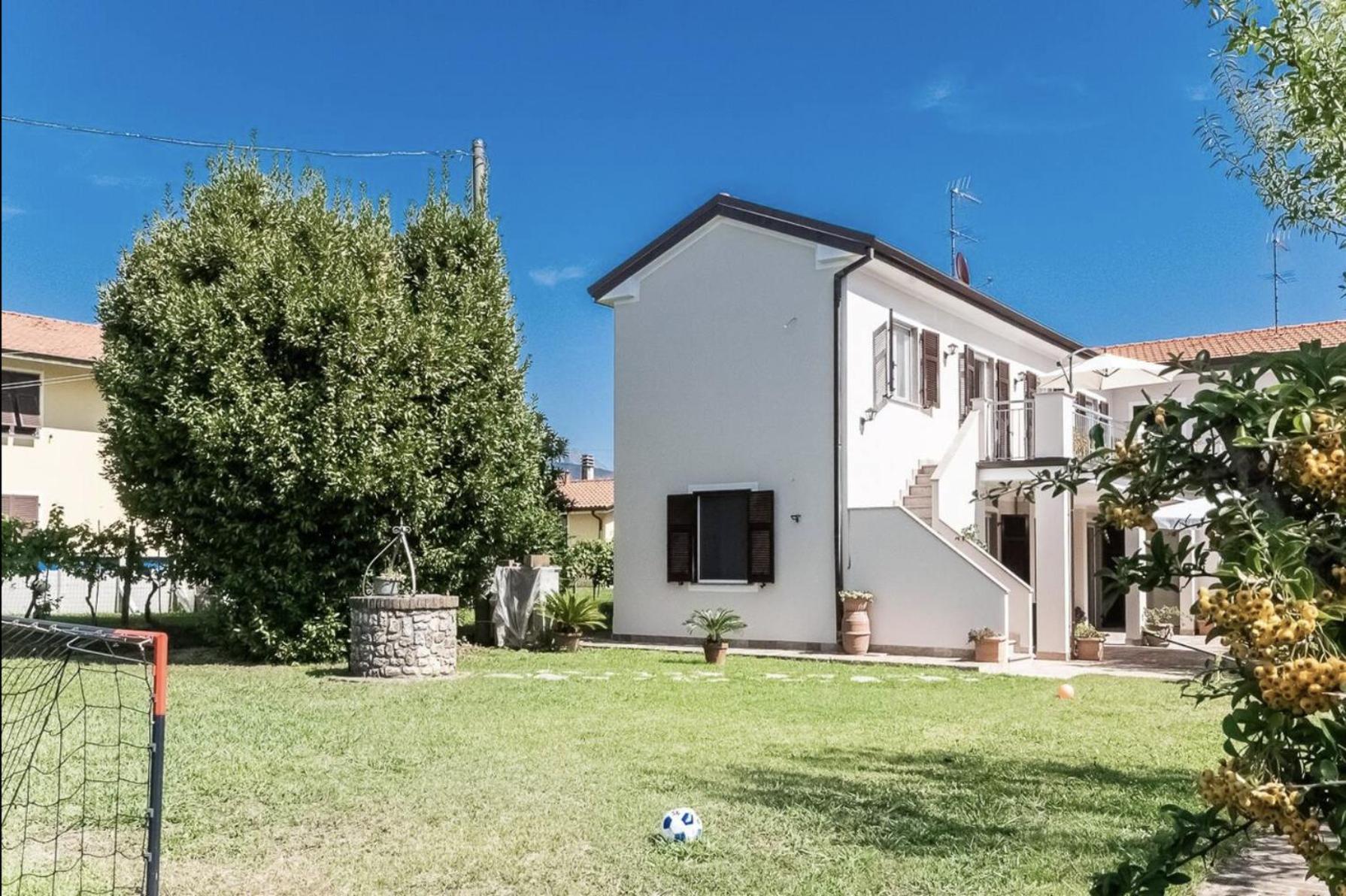Oasi Di Pace Sarzana Villa Luni Exterior foto